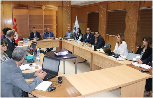 Construction d’un système rigoureux de suivi/évaluation et d’évaluation d’impact avec le Ministère de l’Éducation de la Tunisie et Expertise France