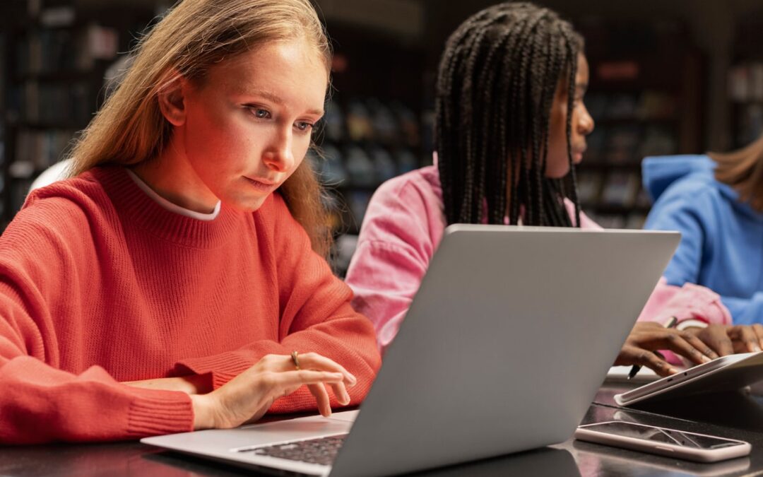 Formation au numérique et orientation des filles en filières scientifiques
